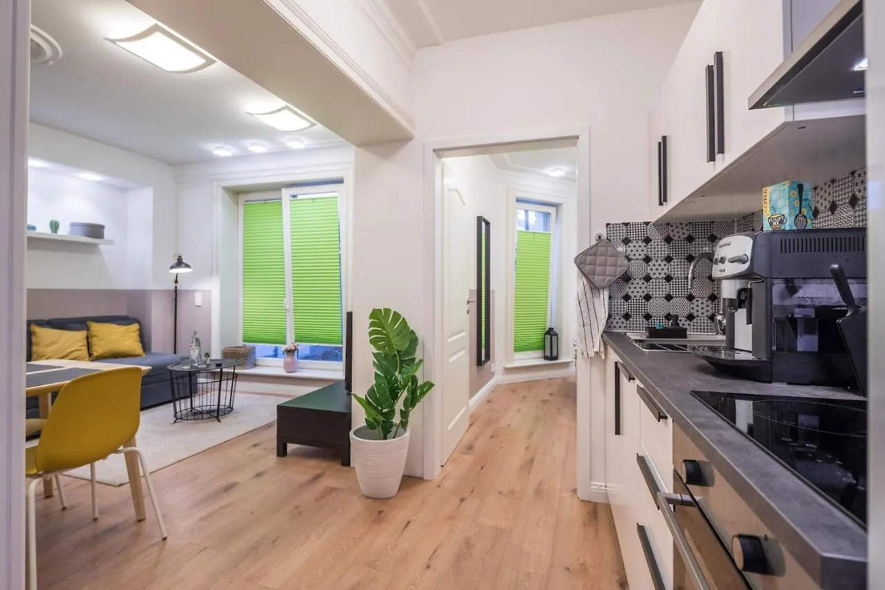 Generous Family-Apartment With Two Seperate Bedrooms Close To The U-Bahn Hamburgo