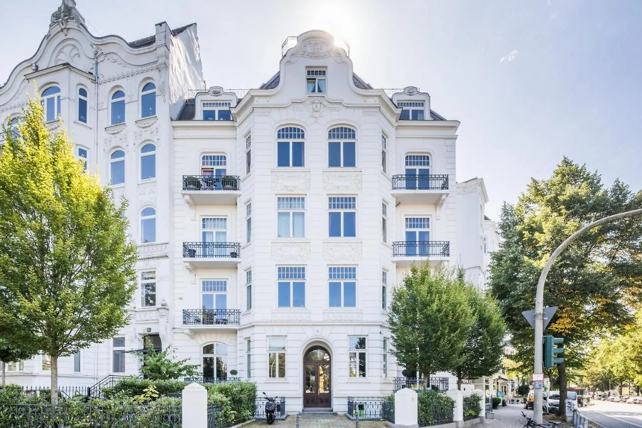 Generous Family-Apartment With Two Seperate Bedrooms Close To The U-Bahn Hamburg